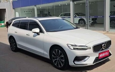 Volvo V60 II, 2022 год, 3 200 000 рублей, 1 фотография