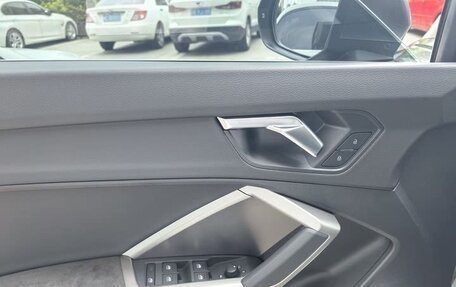 Audi Q3, 2022 год, 2 200 000 рублей, 13 фотография