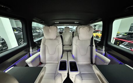 Mercedes-Benz V-Класс, 2025 год, 14 090 000 рублей, 25 фотография