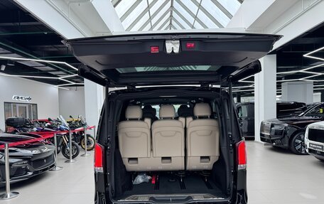 Mercedes-Benz V-Класс, 2025 год, 14 090 000 рублей, 36 фотография