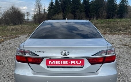 Toyota Camry, 2017 год, 2 150 000 рублей, 12 фотография