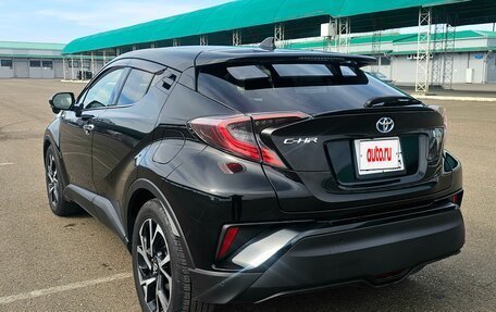 Toyota C-HR I рестайлинг, 2018 год, 2 100 000 рублей, 8 фотография