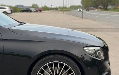 Mercedes-Benz E-Класс, 2019 год, 3 900 000 рублей, 7 фотография