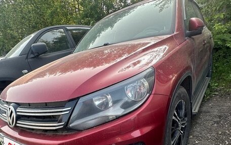 Volkswagen Tiguan I, 2012 год, 900 597 рублей, 3 фотография