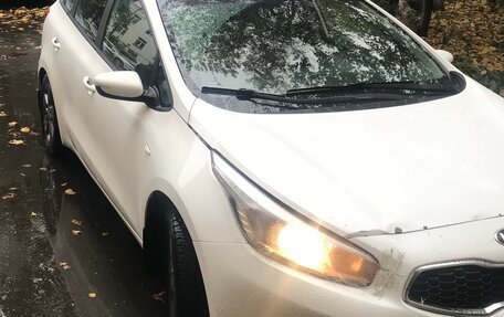 KIA cee'd III, 2015 год, 900 000 рублей, 12 фотография