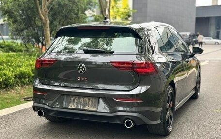 Volkswagen Golf GTI, 2022 год, 1 949 900 рублей, 5 фотография