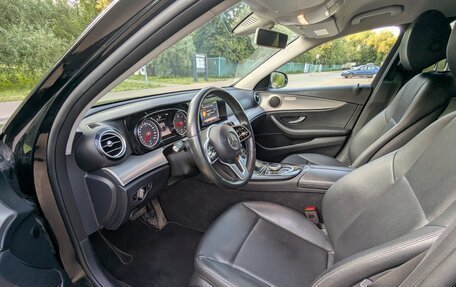 Mercedes-Benz E-Класс, 2019 год, 2 890 000 рублей, 3 фотография