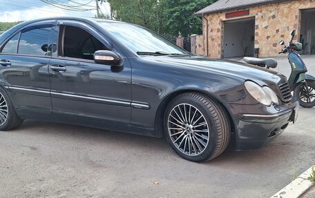 Mercedes-Benz C-Класс, 2001 год, 650 000 рублей, 3 фотография