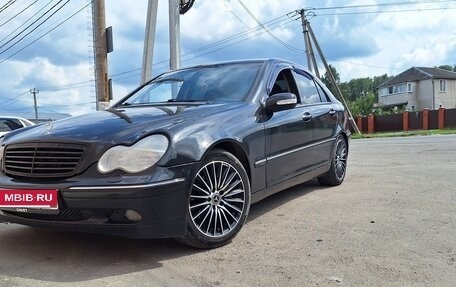 Mercedes-Benz C-Класс, 2001 год, 650 000 рублей, 2 фотография