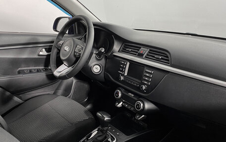 KIA Rio IV, 2018 год, 1 189 000 рублей, 10 фотография