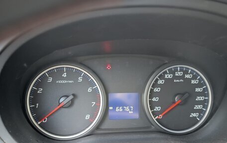 Mitsubishi Outlander III рестайлинг 3, 2020 год, 1 600 000 рублей, 15 фотография