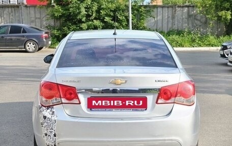 Chevrolet Cruze II, 2011 год, 325 000 рублей, 5 фотография