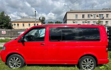 Volkswagen Caravelle T5, 2004 год, 1 700 000 рублей, 8 фотография