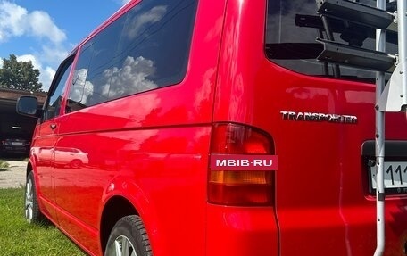 Volkswagen Caravelle T5, 2004 год, 1 700 000 рублей, 4 фотография