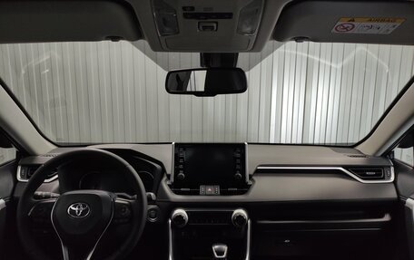 Toyota RAV4, 2020 год, 3 295 000 рублей, 8 фотография