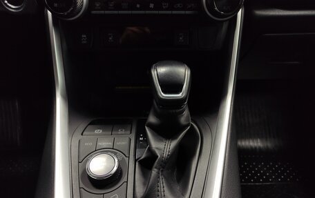 Toyota RAV4, 2020 год, 3 295 000 рублей, 13 фотография