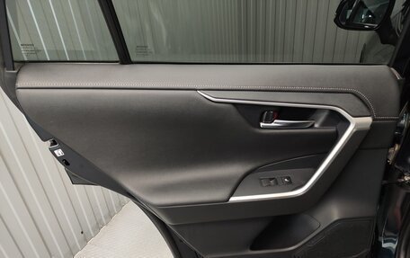 Toyota RAV4, 2020 год, 3 295 000 рублей, 15 фотография