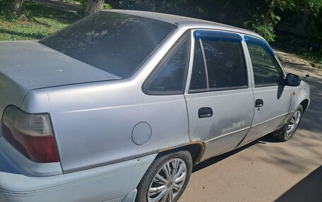 Daewoo Nexia I рестайлинг, 2001 год, 90 000 рублей, 3 фотография