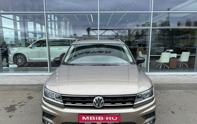 Volkswagen Tiguan II, 2019 год, 2 295 000 рублей, 1 фотография