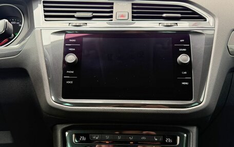Volkswagen Tiguan II, 2019 год, 2 295 000 рублей, 15 фотография