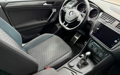 Volkswagen Tiguan II, 2019 год, 2 295 000 рублей, 13 фотография