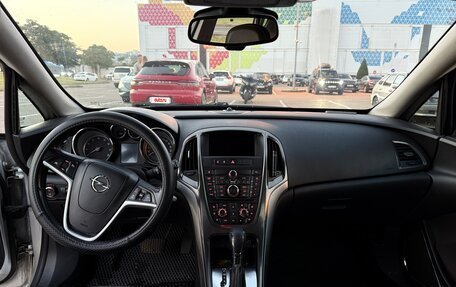 Opel Astra J, 2011 год, 700 000 рублей, 11 фотография