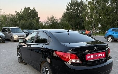 Hyundai Solaris II рестайлинг, 2013 год, 890 000 рублей, 4 фотография