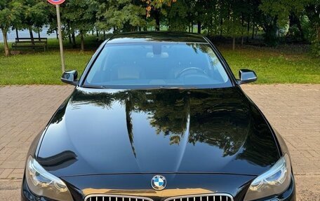 BMW 5 серия, 2016 год, 2 600 000 рублей, 2 фотография