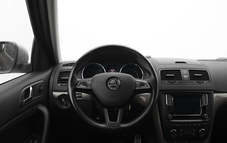 Skoda Yeti I рестайлинг, 2015 год, 1 349 000 рублей, 7 фотография