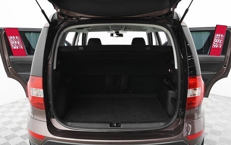 Skoda Yeti I рестайлинг, 2015 год, 1 349 000 рублей, 18 фотография