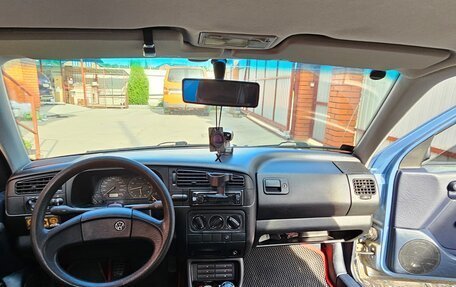Volkswagen Golf III, 1993 год, 480 000 рублей, 5 фотография