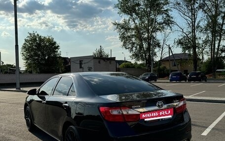 Toyota Camry, 2011 год, 1 350 000 рублей, 4 фотография