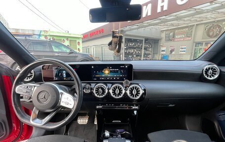 Mercedes-Benz CLA, 2019 год, 3 047 000 рублей, 3 фотография