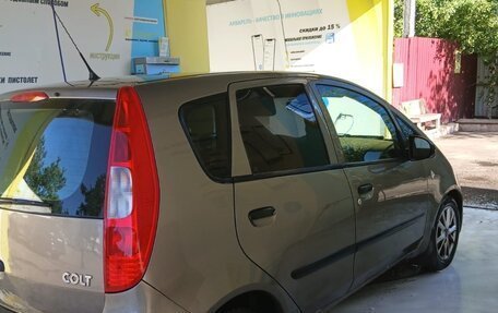 Mitsubishi Colt VI рестайлинг, 2007 год, 320 000 рублей, 3 фотография