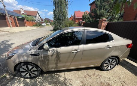 KIA Rio III рестайлинг, 2013 год, 850 000 рублей, 5 фотография