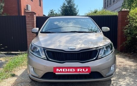 KIA Rio III рестайлинг, 2013 год, 850 000 рублей, 3 фотография