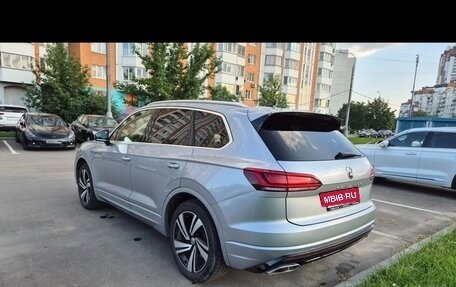 Volkswagen Touareg III, 2018 год, 4 050 000 рублей, 6 фотография