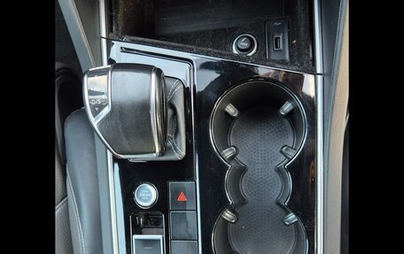 Volkswagen Touareg III, 2018 год, 4 050 000 рублей, 14 фотография