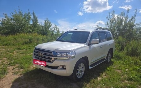 Toyota Land Cruiser 200, 2016 год, 8 500 000 рублей, 2 фотография
