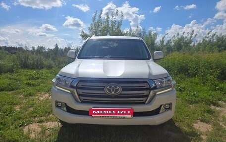 Toyota Land Cruiser 200, 2016 год, 8 500 000 рублей, 3 фотография