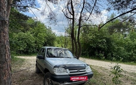 Chevrolet Niva I рестайлинг, 2004 год, 320 000 рублей, 2 фотография