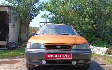 Daewoo Nexia I рестайлинг, 2002 год, 180 000 рублей, 1 фотография