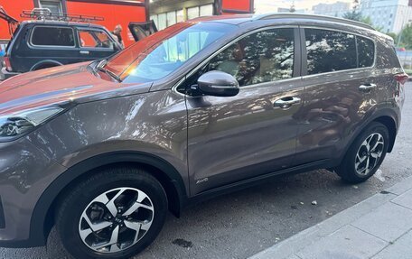 KIA Sportage IV рестайлинг, 2019 год, 2 650 000 рублей, 4 фотография