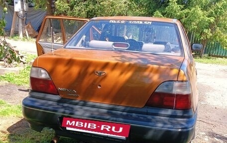 Daewoo Nexia I рестайлинг, 2002 год, 180 000 рублей, 13 фотография