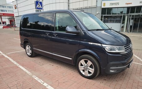 Volkswagen Caravelle T6 рестайлинг, 2020 год, 3 500 000 рублей, 3 фотография