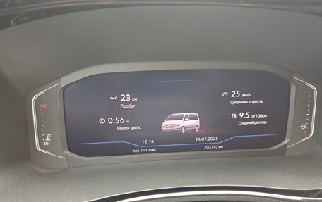 Volkswagen Caravelle T6 рестайлинг, 2020 год, 3 500 000 рублей, 11 фотография