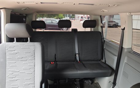 Volkswagen Caravelle T6 рестайлинг, 2020 год, 3 500 000 рублей, 13 фотография