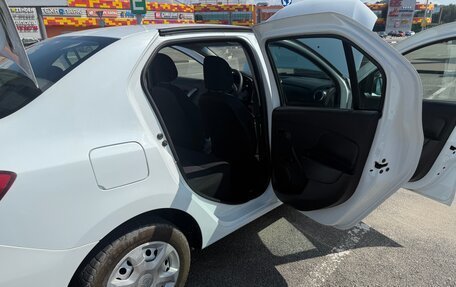 Renault Logan II, 2016 год, 748 000 рублей, 11 фотография