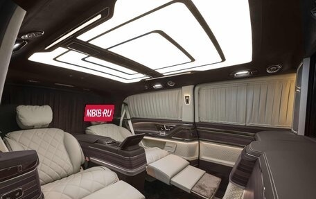 Mercedes-Benz V-Класс, 2024 год, 49 200 000 рублей, 3 фотография