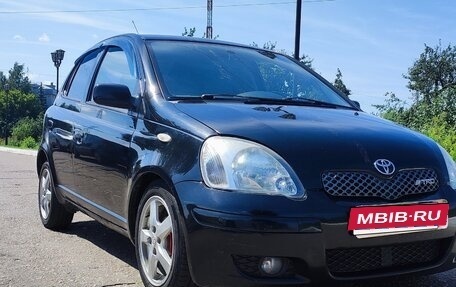 Toyota Yaris I рестайлинг, 2005 год, 530 000 рублей, 1 фотография